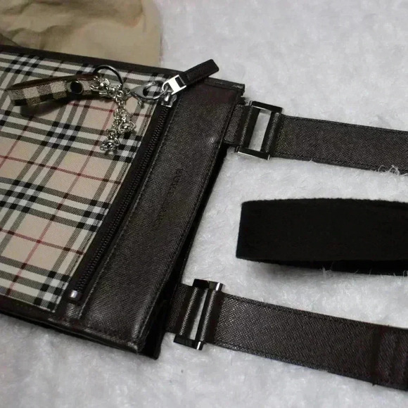 Brown Burberry House Check Canvas Crossbody Bag - Picture 4 of 16